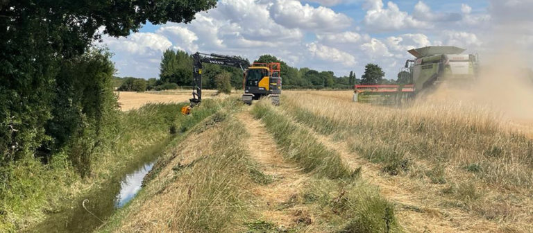 Managing lowland watercourses in a drought